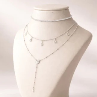 Colar Feminino Prateado Camadas Nossa Senhora com Cruz Estilo Rosario Elegante Ajustavel