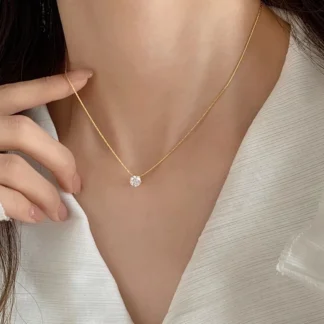 Colar Feminino com Pingente Moissanita Brilhante Prata Esterlina